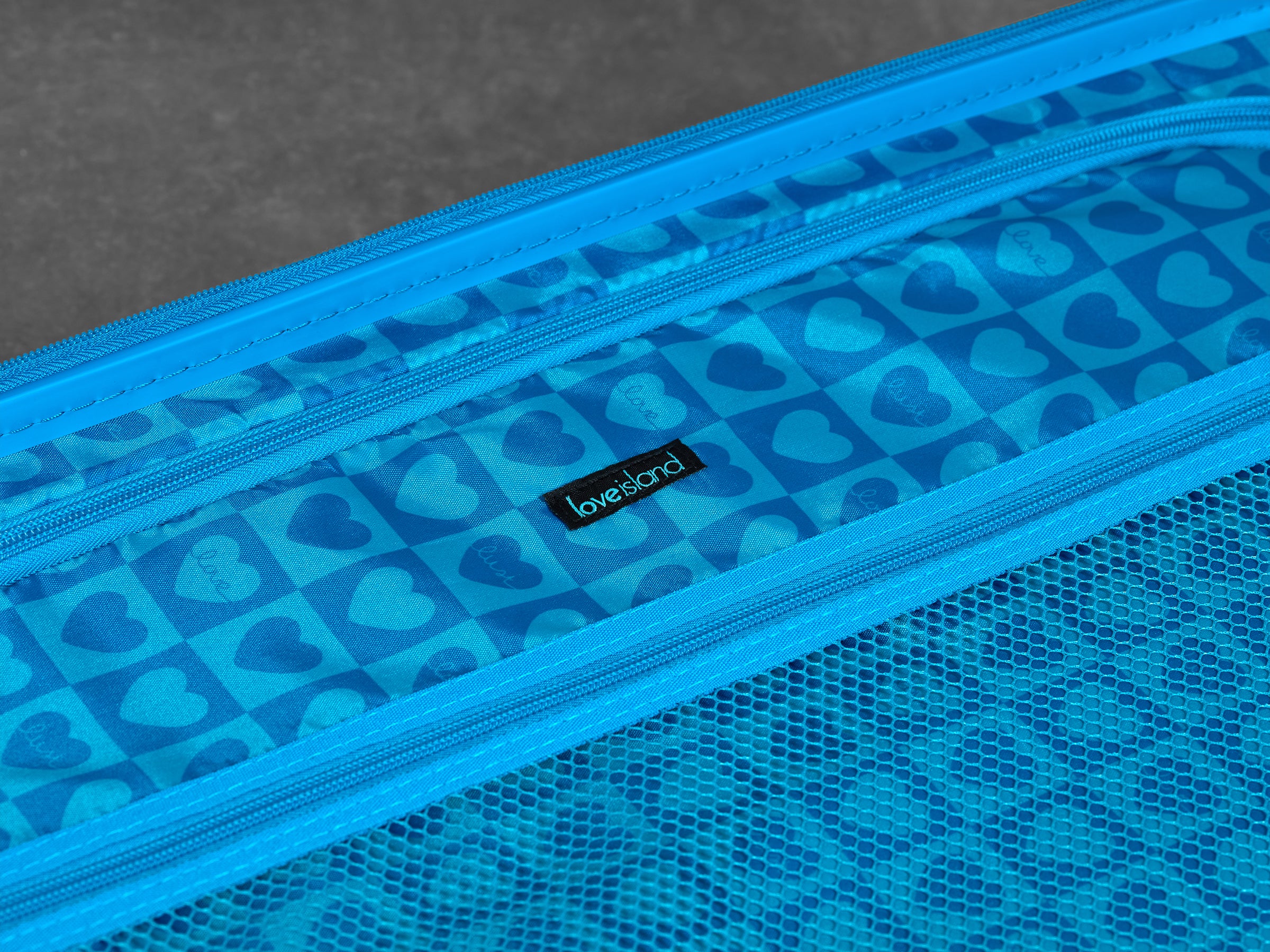 Official Love Island White & Blue Cabin Suitcase - Personalised - Image 3