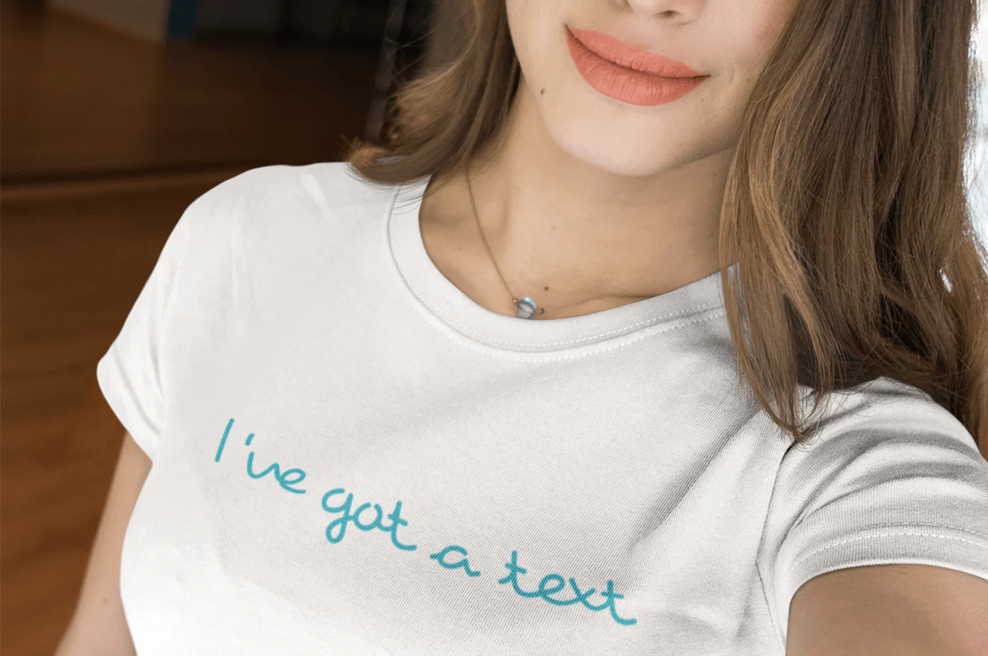 Love Island 'I've got a text' T-shirt - Image 6